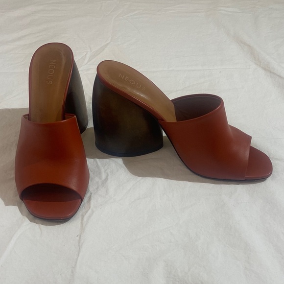 Neous Shoes - NEOUS Epige Mules